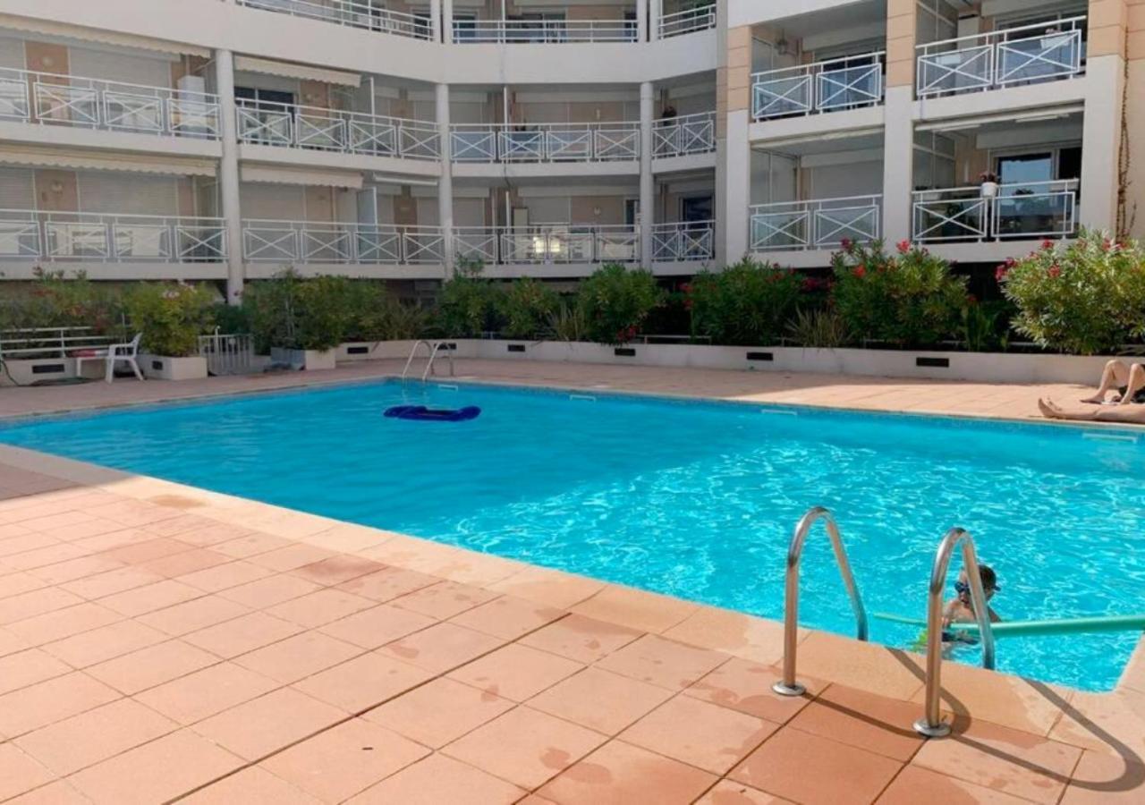 Amour Azur Appartement Pour 2 Avec Jacuzzi Et Terrasse A 2 Minutes De La Mer Vallauris Exteriér fotografie